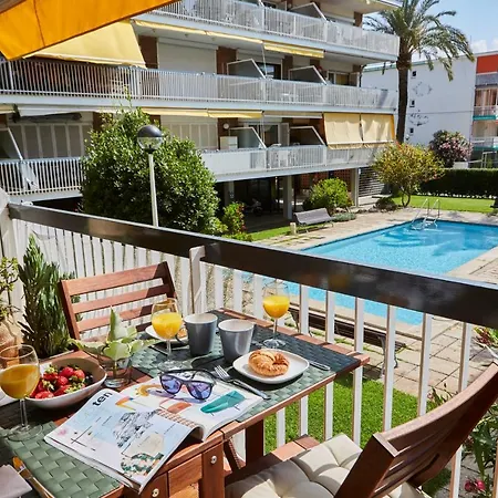 Beachfront * Castelldefels